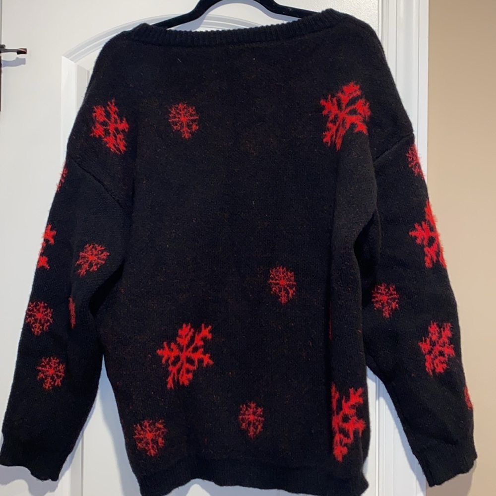 ❄️ WINTER SWEATER ❄️ - Picture 3 of 3